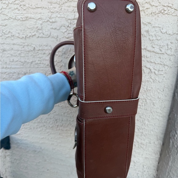 Marc Jacob’s Brown Leather Duffel Bag - Picture 3 of 12